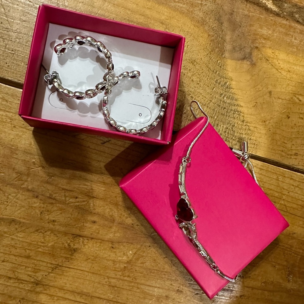 Studio 1886 Heart Jewlery